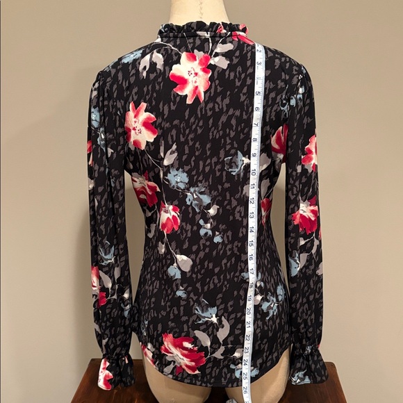 White House Black Market Floral Long Sleeve Top Size XS - Picture 7 of 12